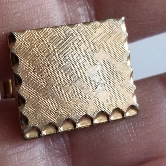 Vintage cuff links gold tone metal - Picture 9 of 13